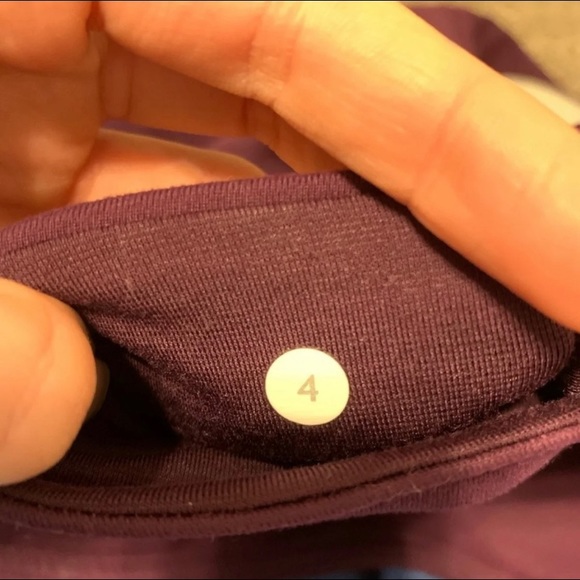 lululemon maroon leggings - Picture 4 of 4